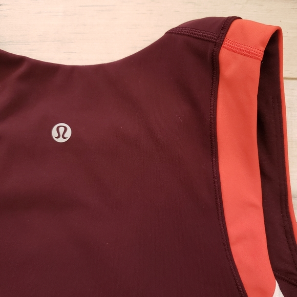 Lululemon Size 8 High Neck Bra - Picture 4 of 7